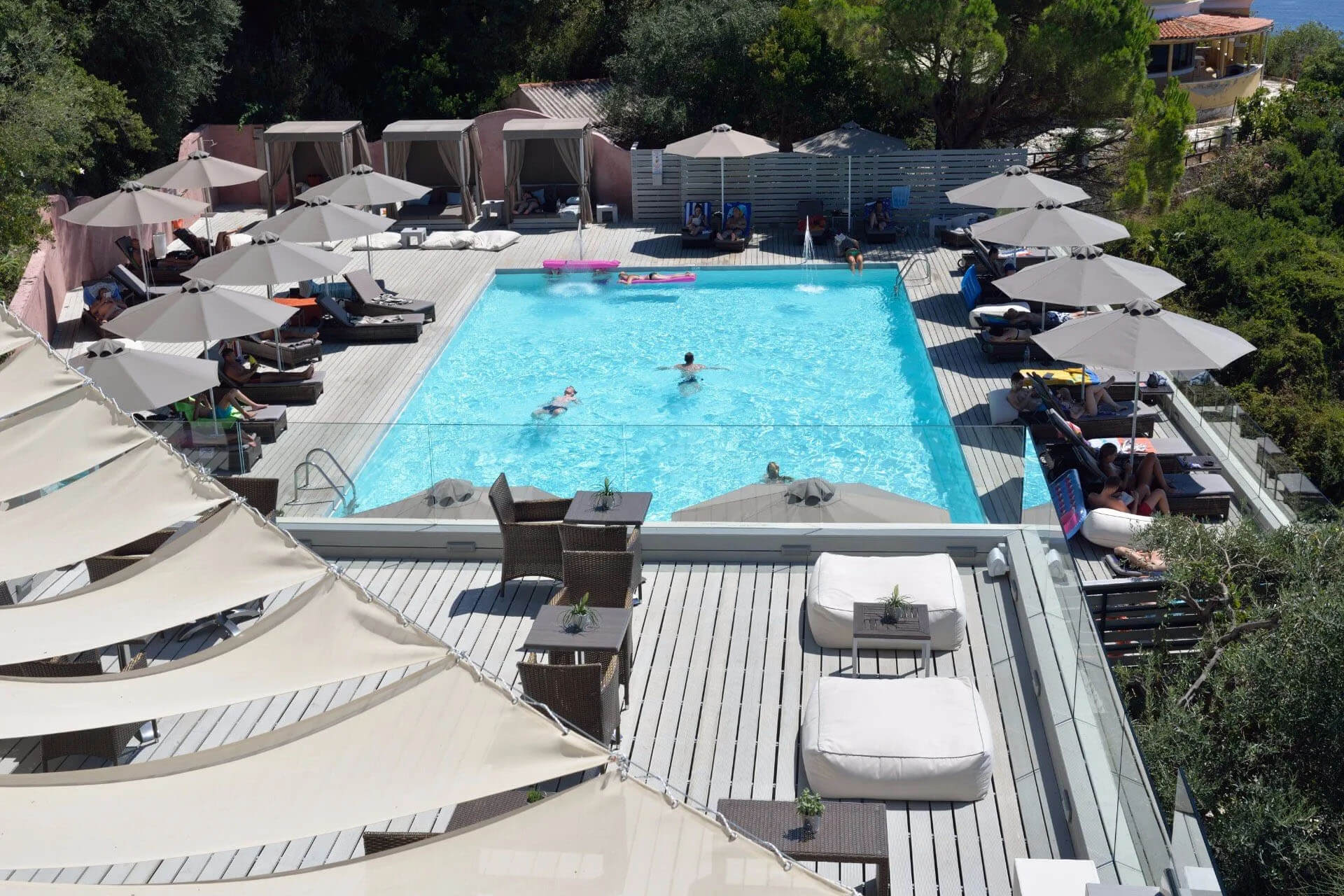 marilena hotel pool bar 02