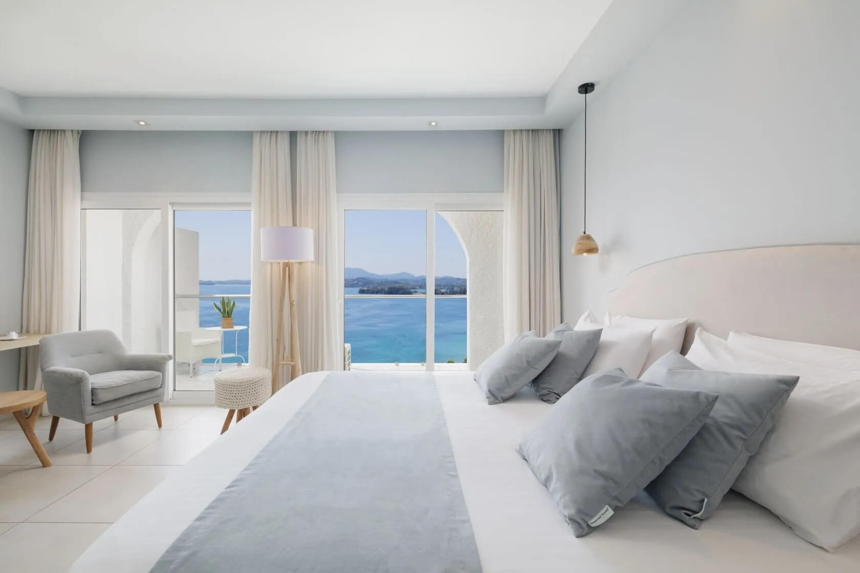panorama junior suite seaview 03