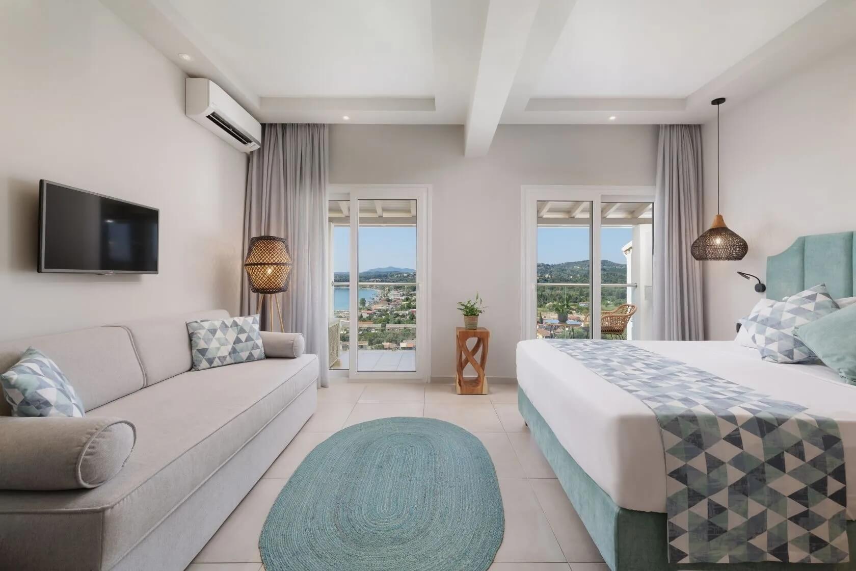 superior triple room sea view interior 01