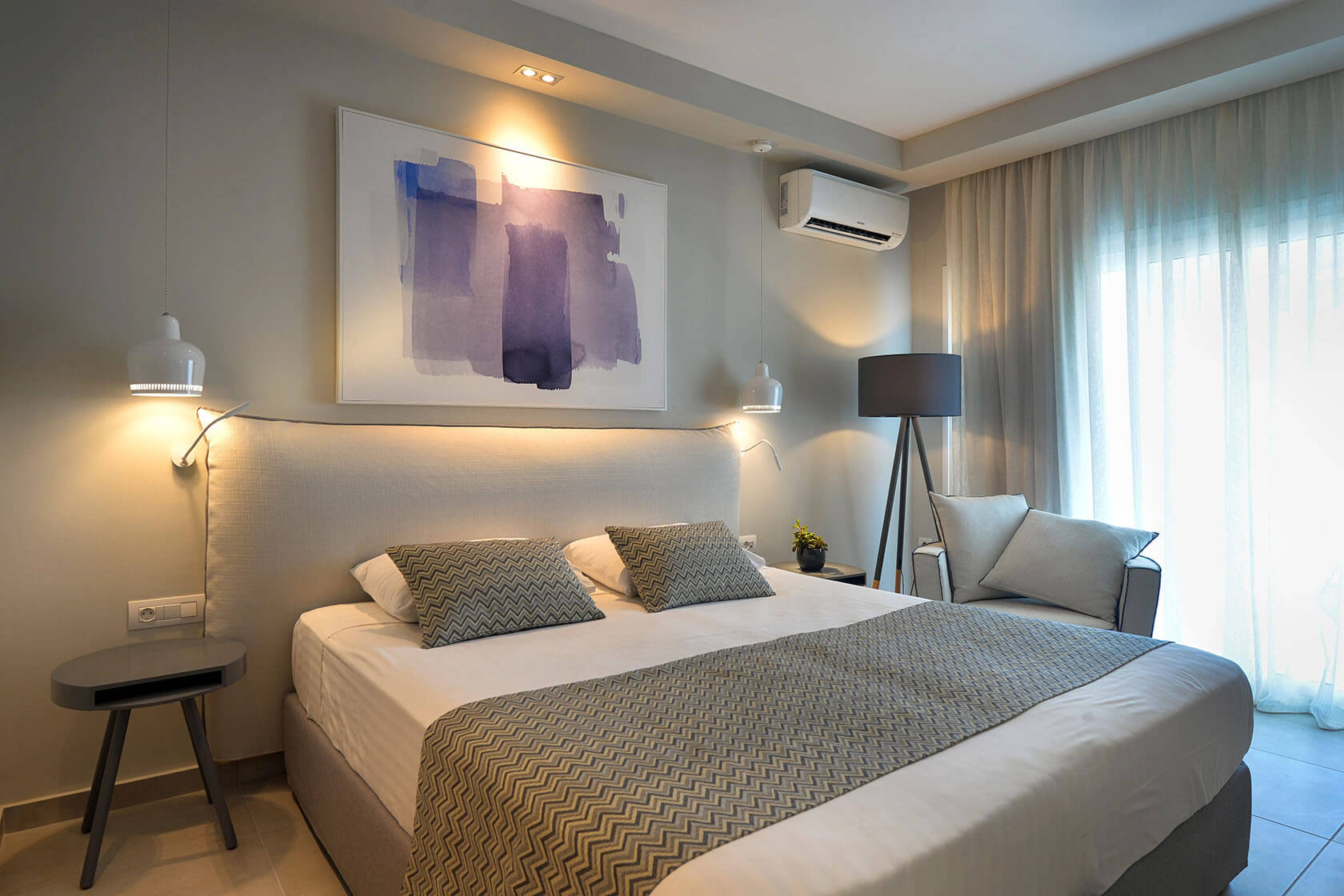 superior triple room sea view interior 04
